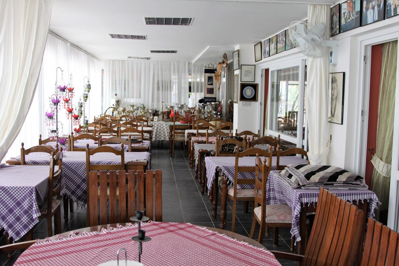 Kasgar Court Hotel Agia Varvara ภายนอก รูปภาพ