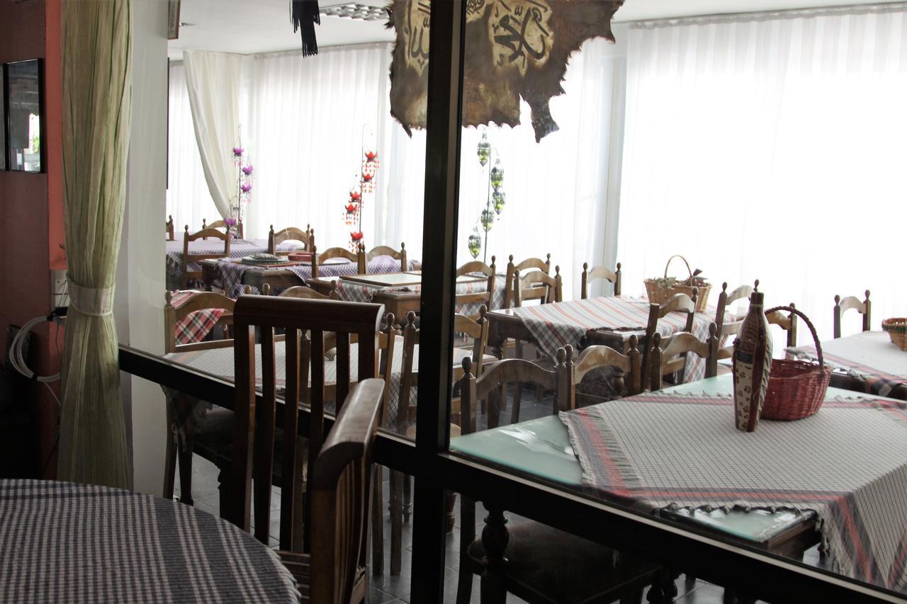 Kasgar Court Hotel Agia Varvara ภายนอก รูปภาพ